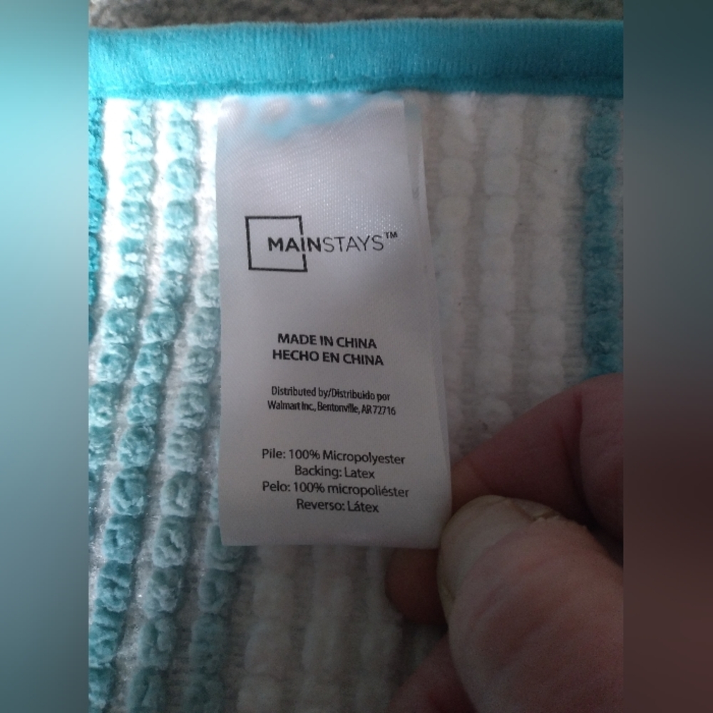 Mainstays Bath Rug/ mat - Picture 3 of 5